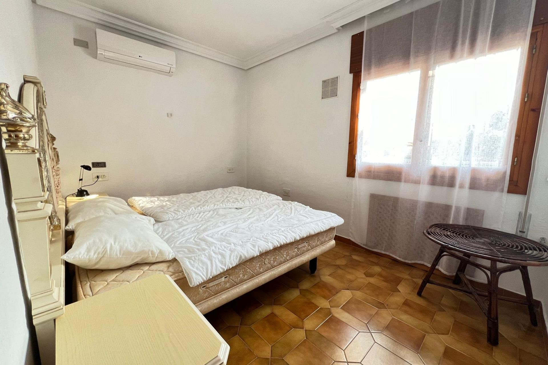 Перепродаж - Вілла - Оріуела Коста - Campoamor