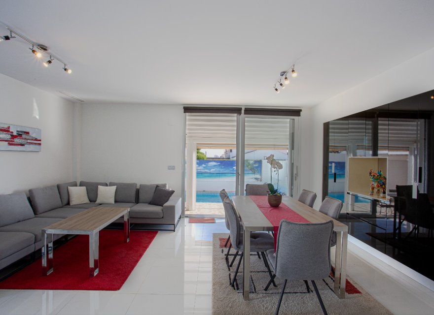 Перепродаж - Вілла - Оріуела Коста - Costa Blanca