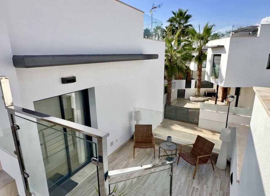 Перепродаж - Вілла - Оріуела Коста - Costa Blanca