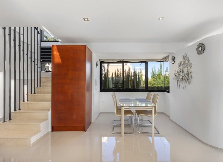 Перепродаж - Вілла - Оріуела Коста - Costa Blanca