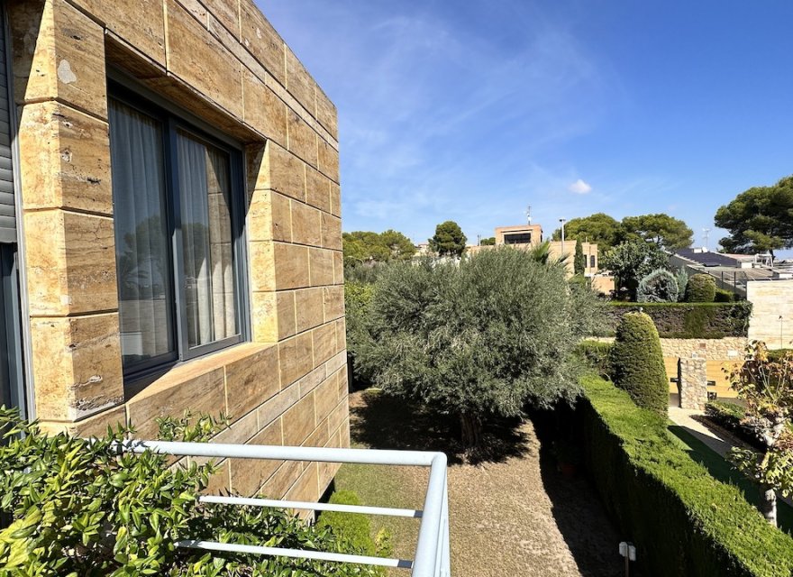 Перепродаж - Вілла - Оріуела Коста - Dehesa de campoamor