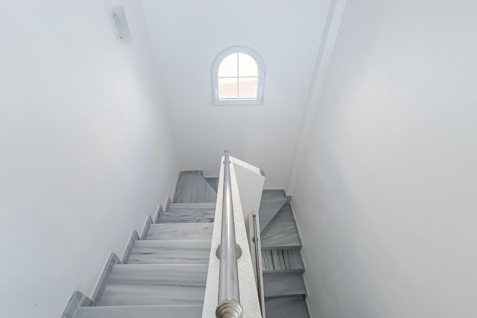 Перепродаж - Вілла - Оріуела Коста - 