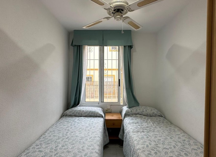 Перепродажа - Бунгало - Ориуэла Коста - Los Almendros-la Florida