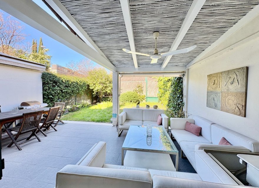 Перепродажа - Дуплекс - Madrid - La Moraleja