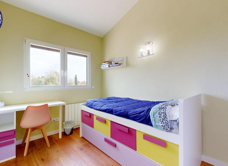 Перепродажа - Дуплекс - Valencia - Jardines de Masías