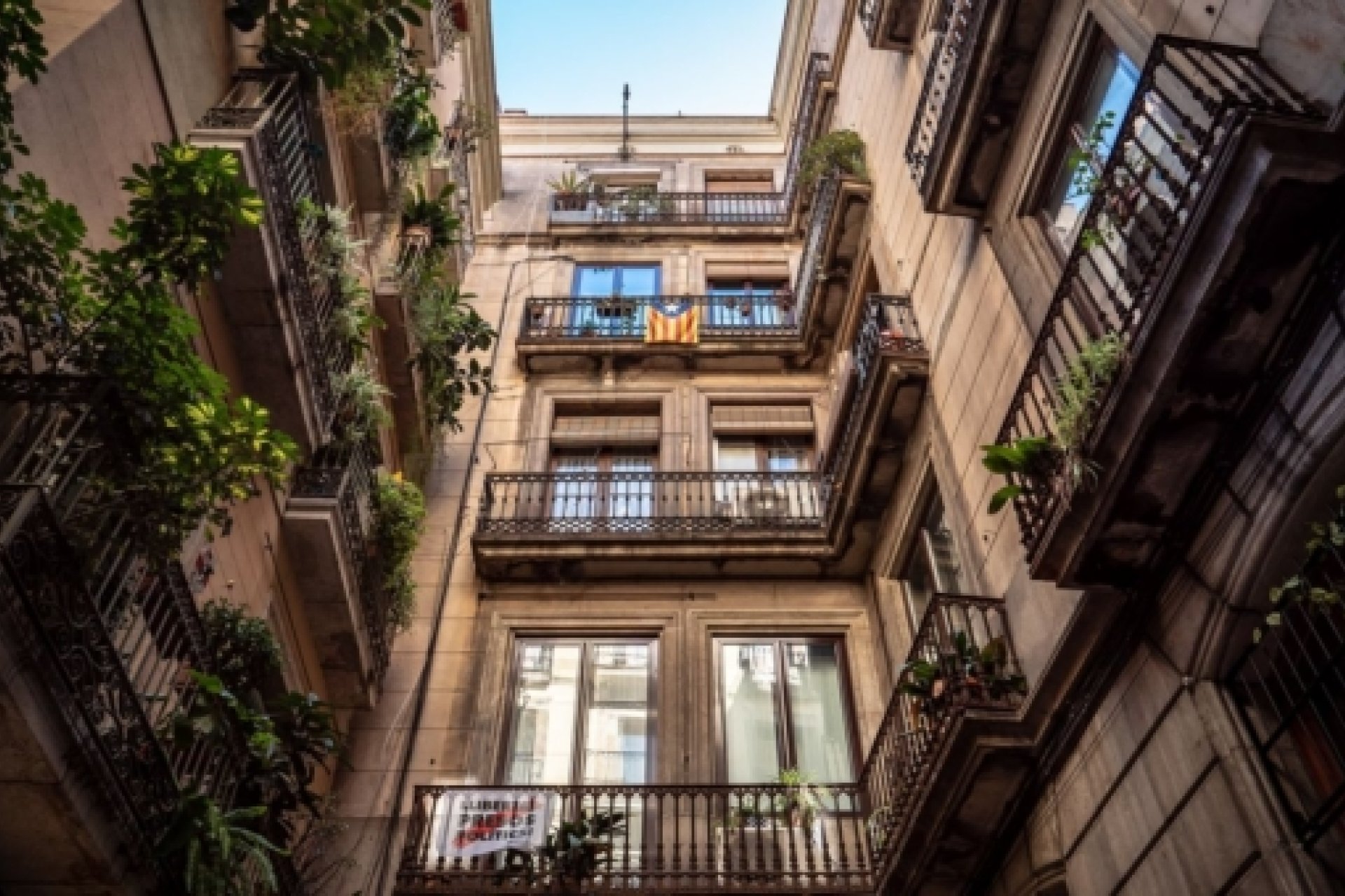 Перепродажа - Коммерческая - Barcelona old town