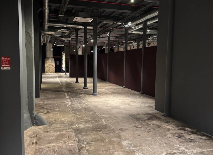 Перепродажа - Коммерческая - Barcelona old town