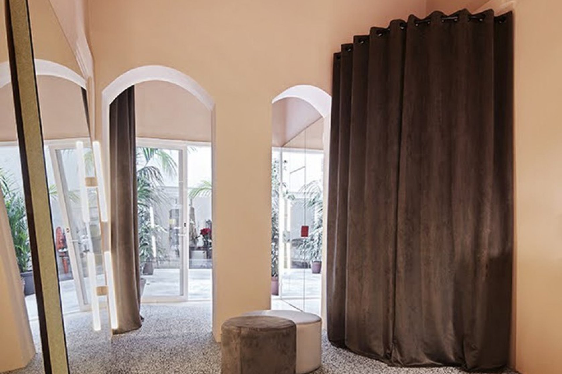 Перепродажа - Коммерческая - Барселона - Сант Жерваси