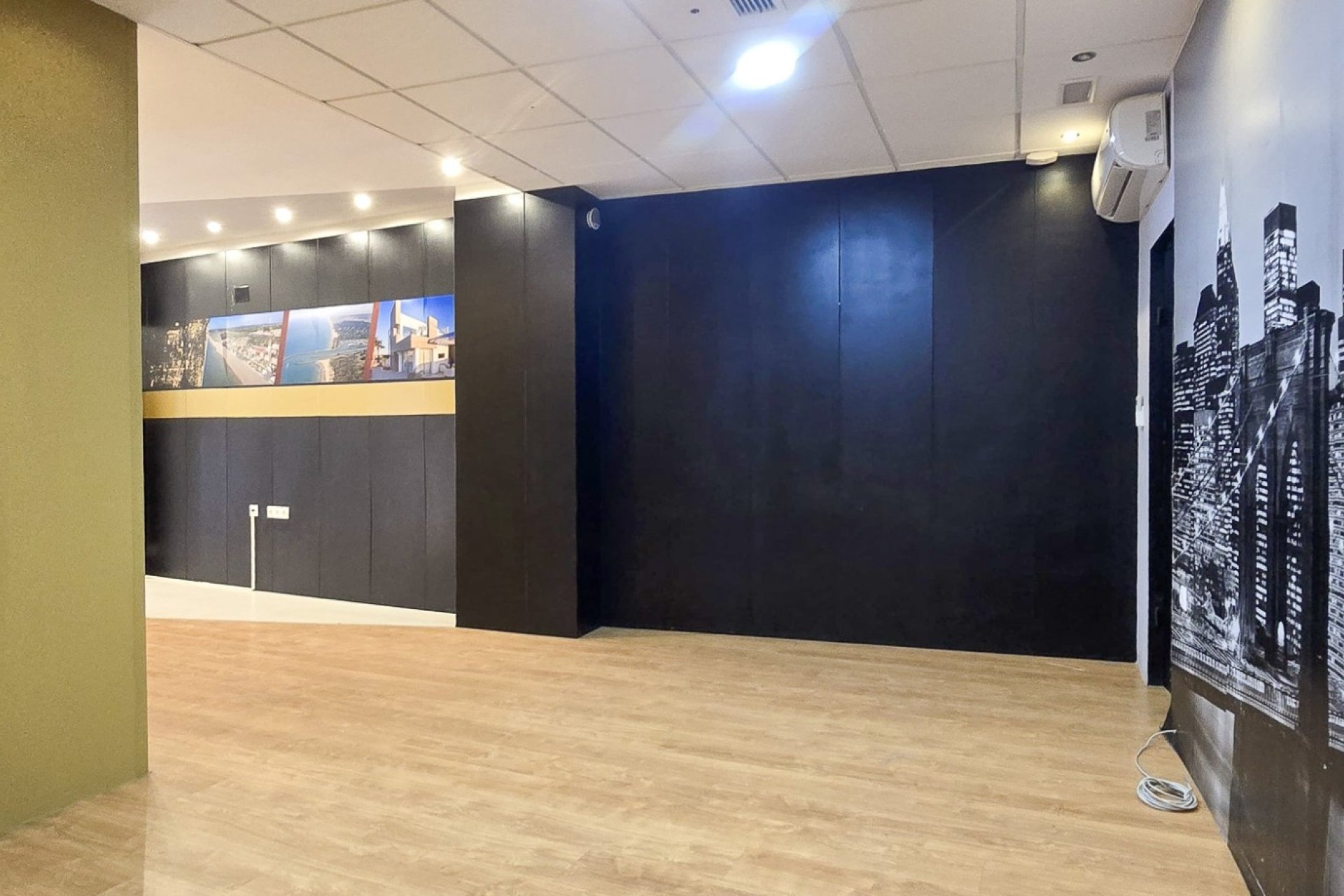 Перепродажа - Коммерческая - Guardamar del Segura - Center