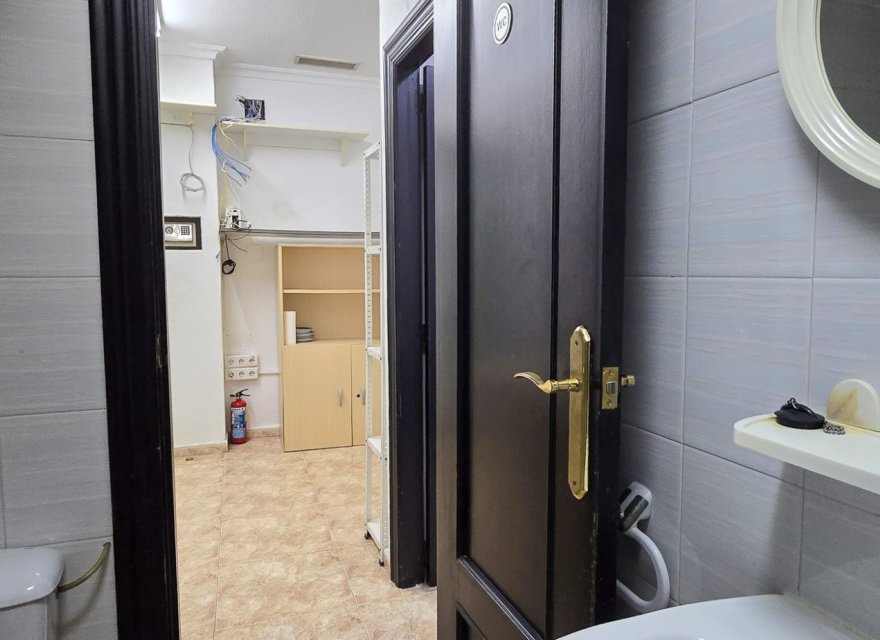 Перепродажа - Коммерческая - Guardamar del Segura - Center