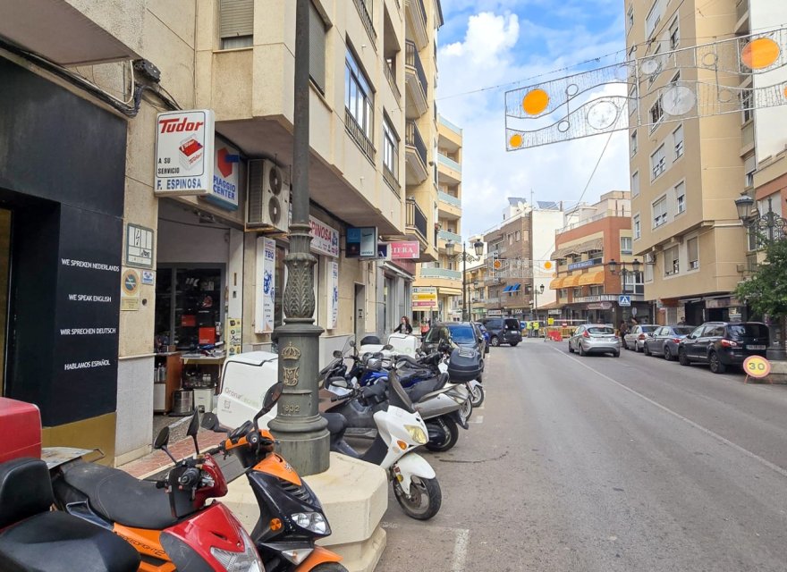 Перепродажа - Коммерческая - Guardamar del Segura - Center