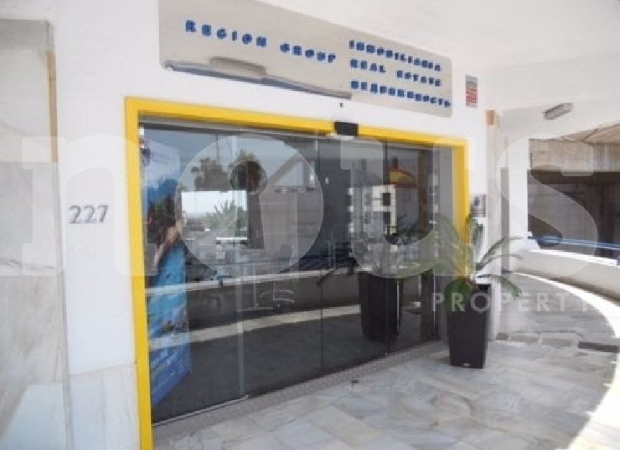 Перепродажа - Коммерческая - Las Americas (Adeje) - Puerto Colon