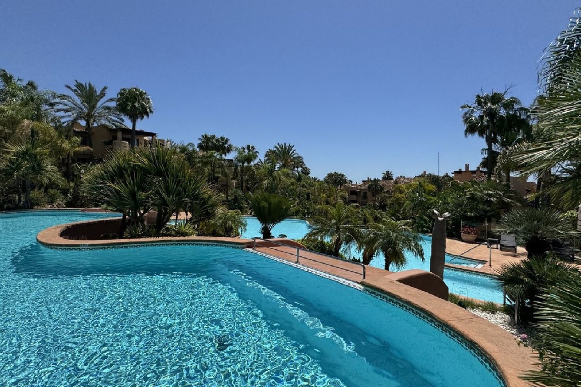 Перепродажа - Коммерческая - Marbella - Costa del Sol