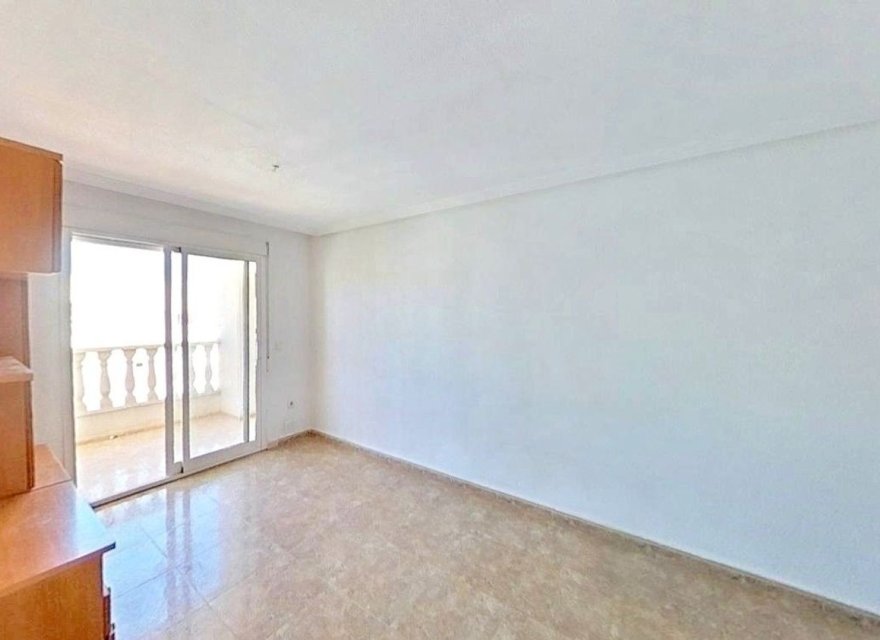 Перепродажа - Коммерческая - Torrevieja