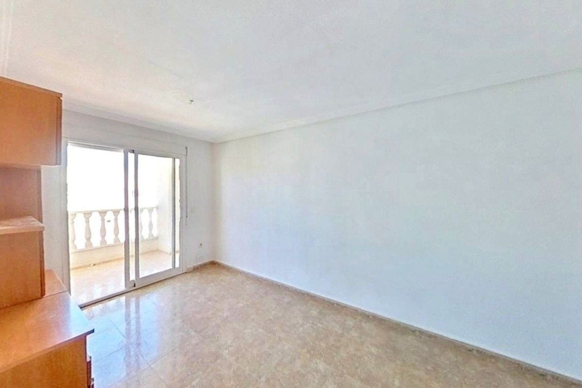 Перепродажа - Коммерческая - Torrevieja