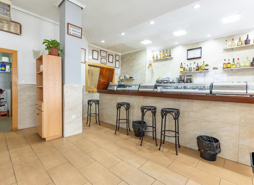 Перепродажа - Коммерческая - Valencia - Benimamet