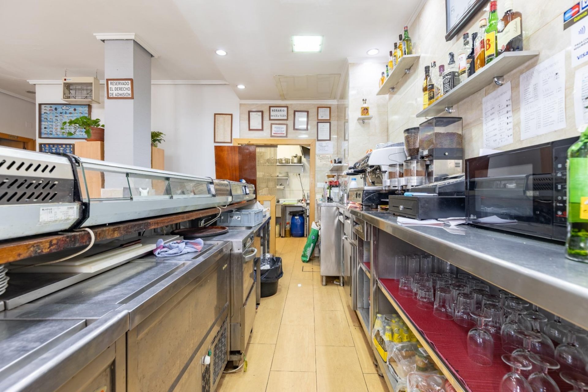 Перепродажа - Коммерческая - Valencia - Benimamet