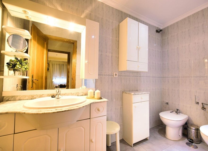 Перепродажа - Квартира - Alicante - Centro