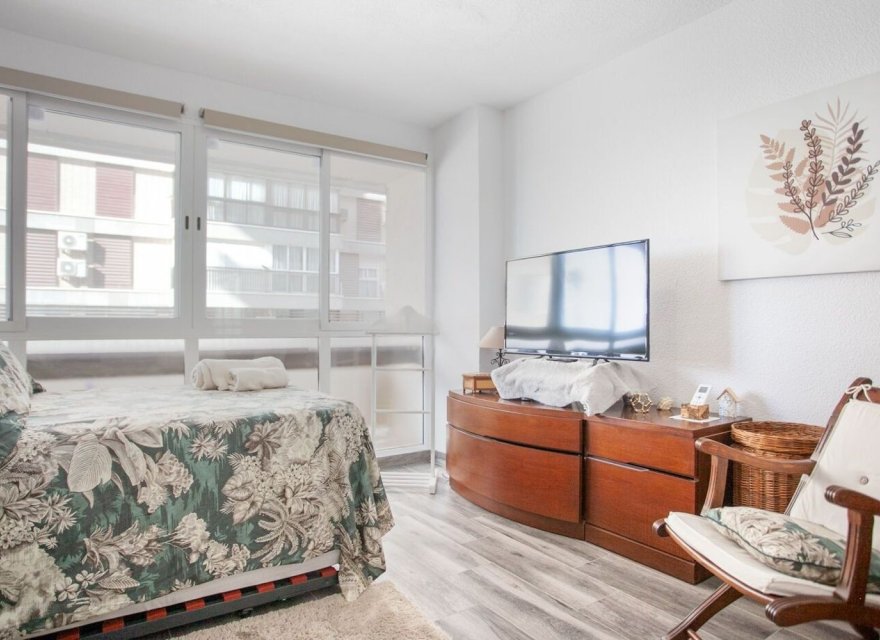 Перепродажа - Квартира - Alicante - Ensanche-Diputación