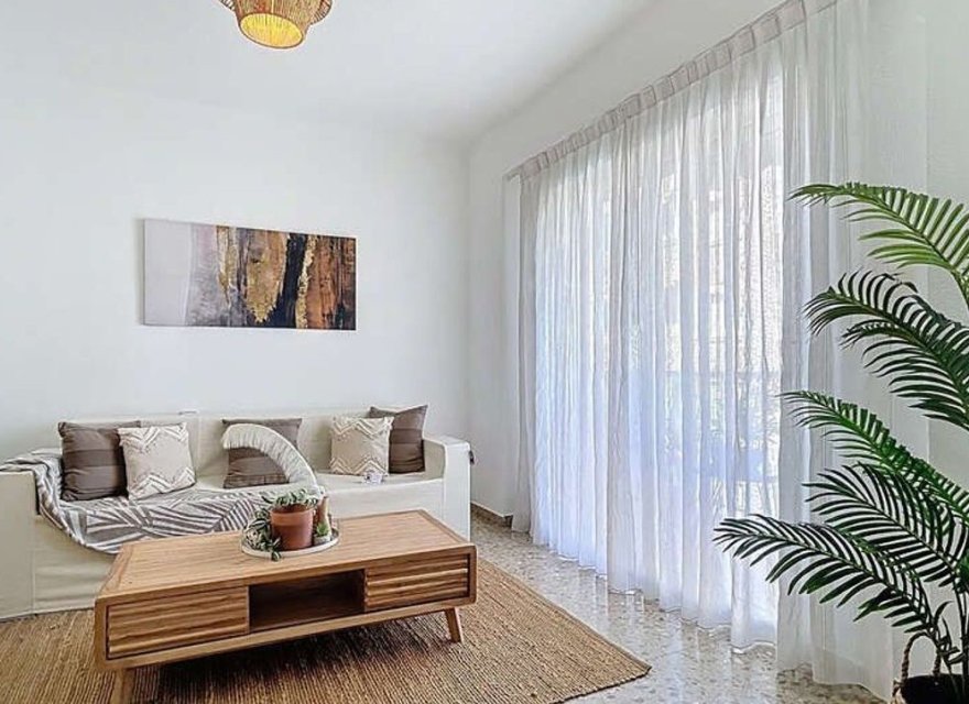 Перепродажа - Квартира - Alicante - Mercado