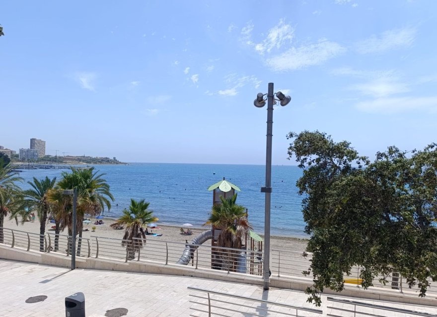 Перепродажа - Квартира - Alicante (San Juan) - Cabo de las Huertas