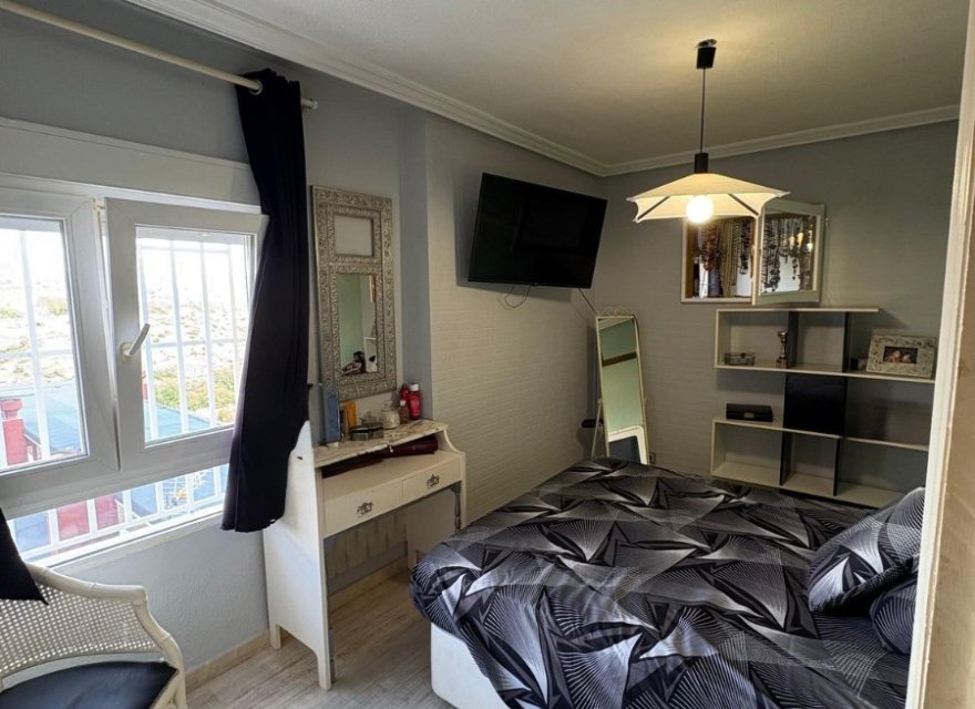 Перепродажа - Квартира - Alicante