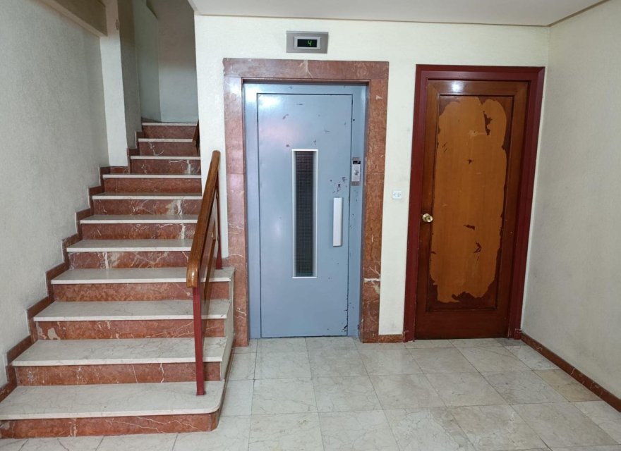 Перепродажа - Квартира - Alicante