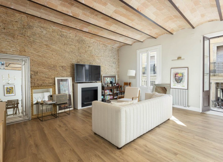 Перепродажа - Квартира - Barcelona old town