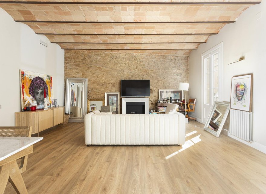 Перепродажа - Квартира - Barcelona old town