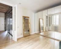 Перепродажа - Квартира - Barcelona old town