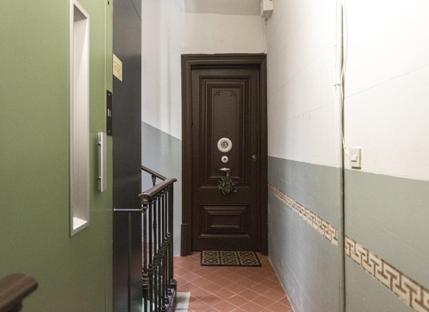 Перепродажа - Квартира - Barcelona old town