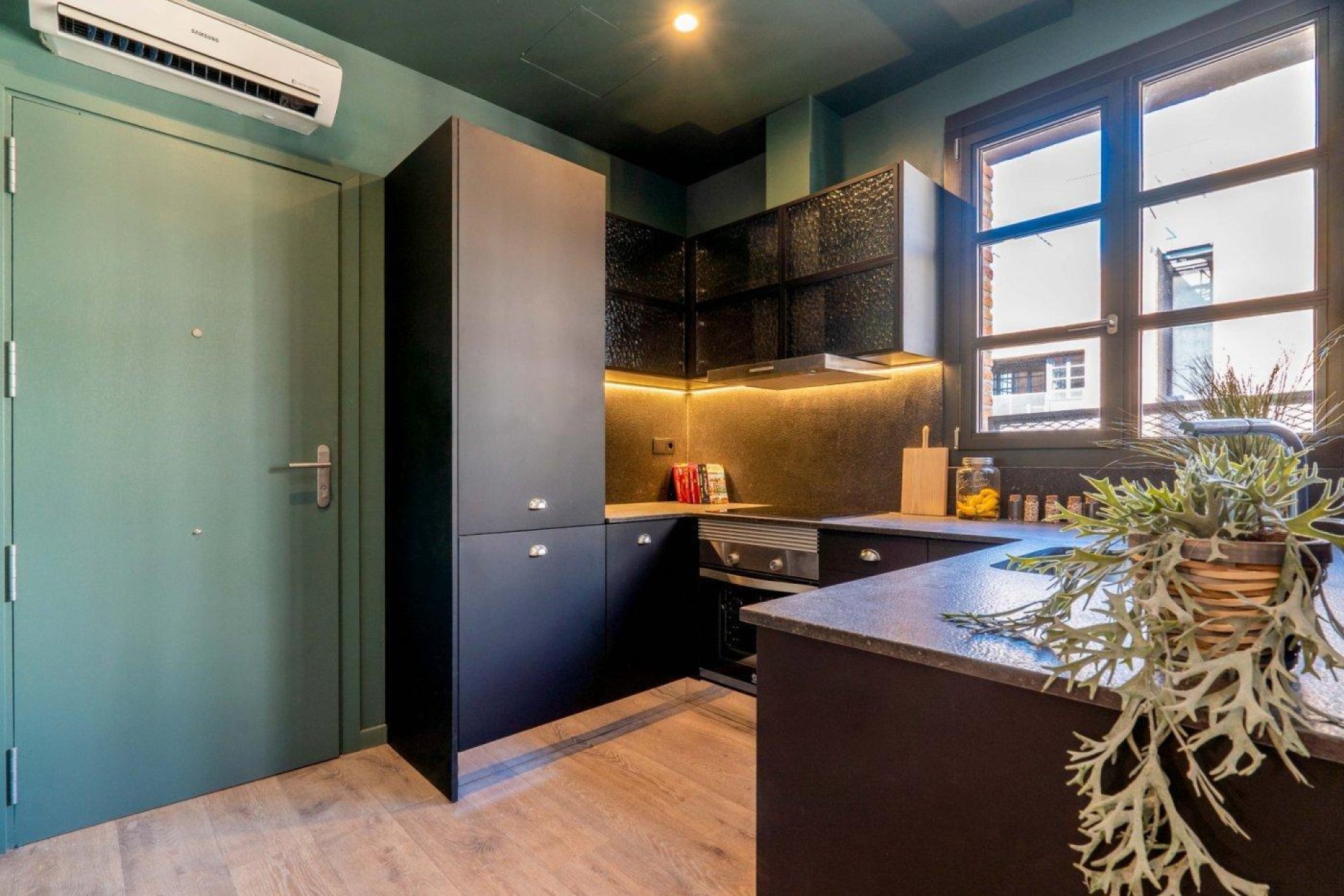 Перепродажа - Квартира - Barcelona old town