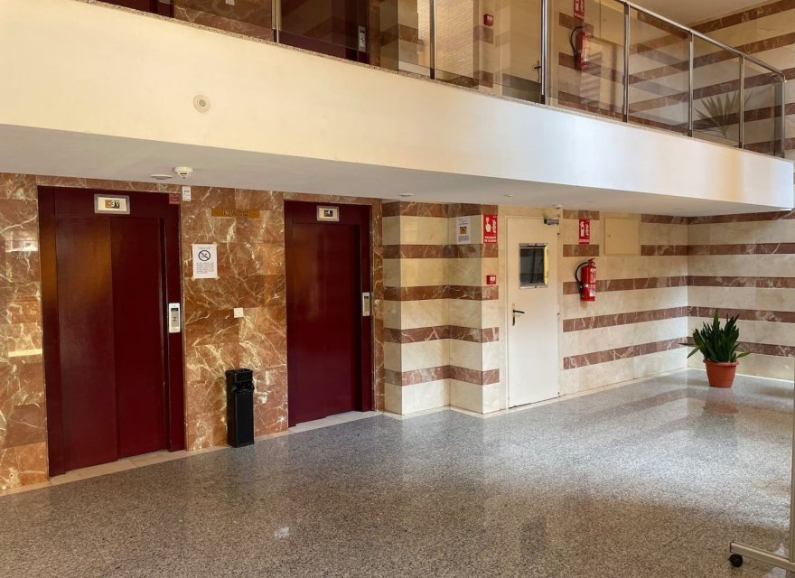 Перепродажа - Квартира - Benidorm