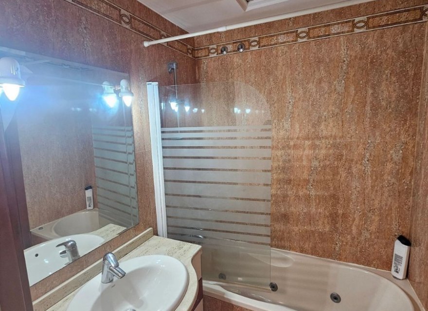 Перепродажа - Квартира - Benidorm