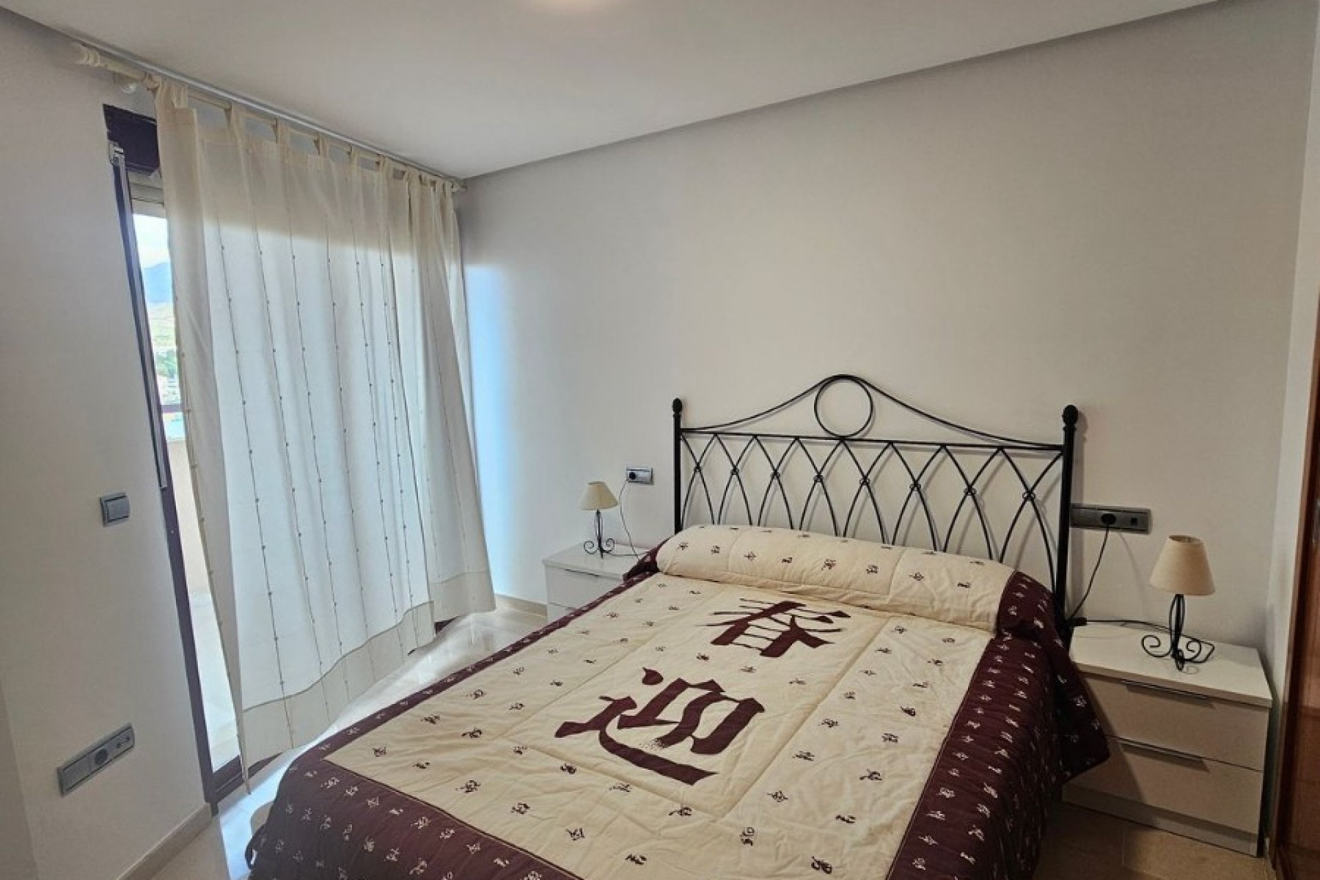Перепродажа - Квартира - Benidorm