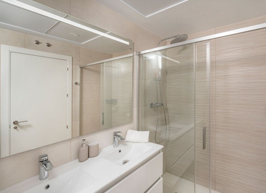 Перепродажа - Квартира - Benidorm