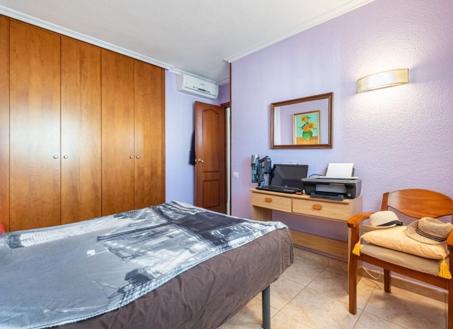 Перепродажа - Квартира - Benidorm