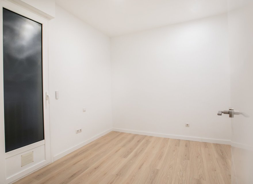 Перепродажа - Квартира - Eixample