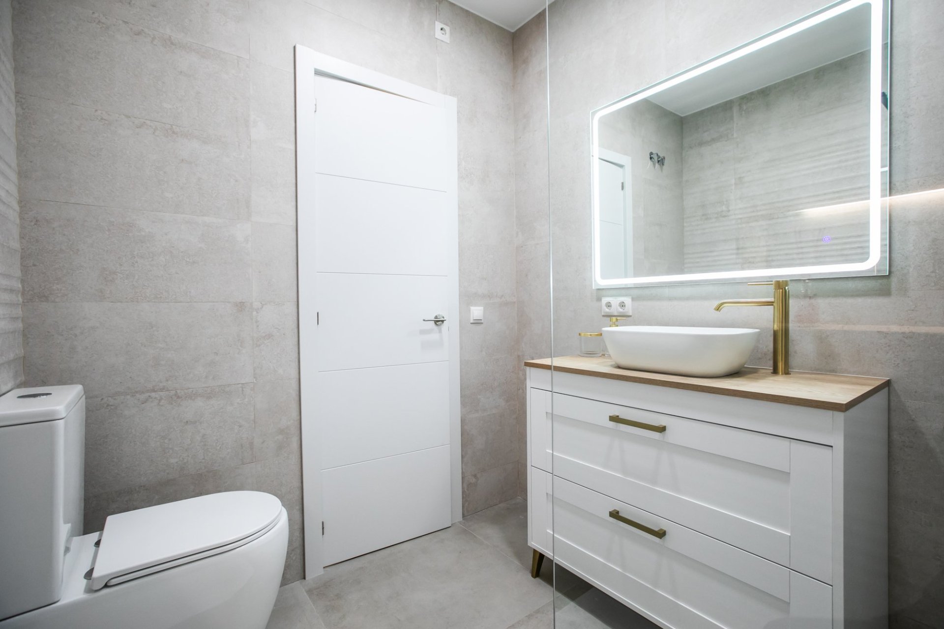 Перепродажа - Квартира - Eixample