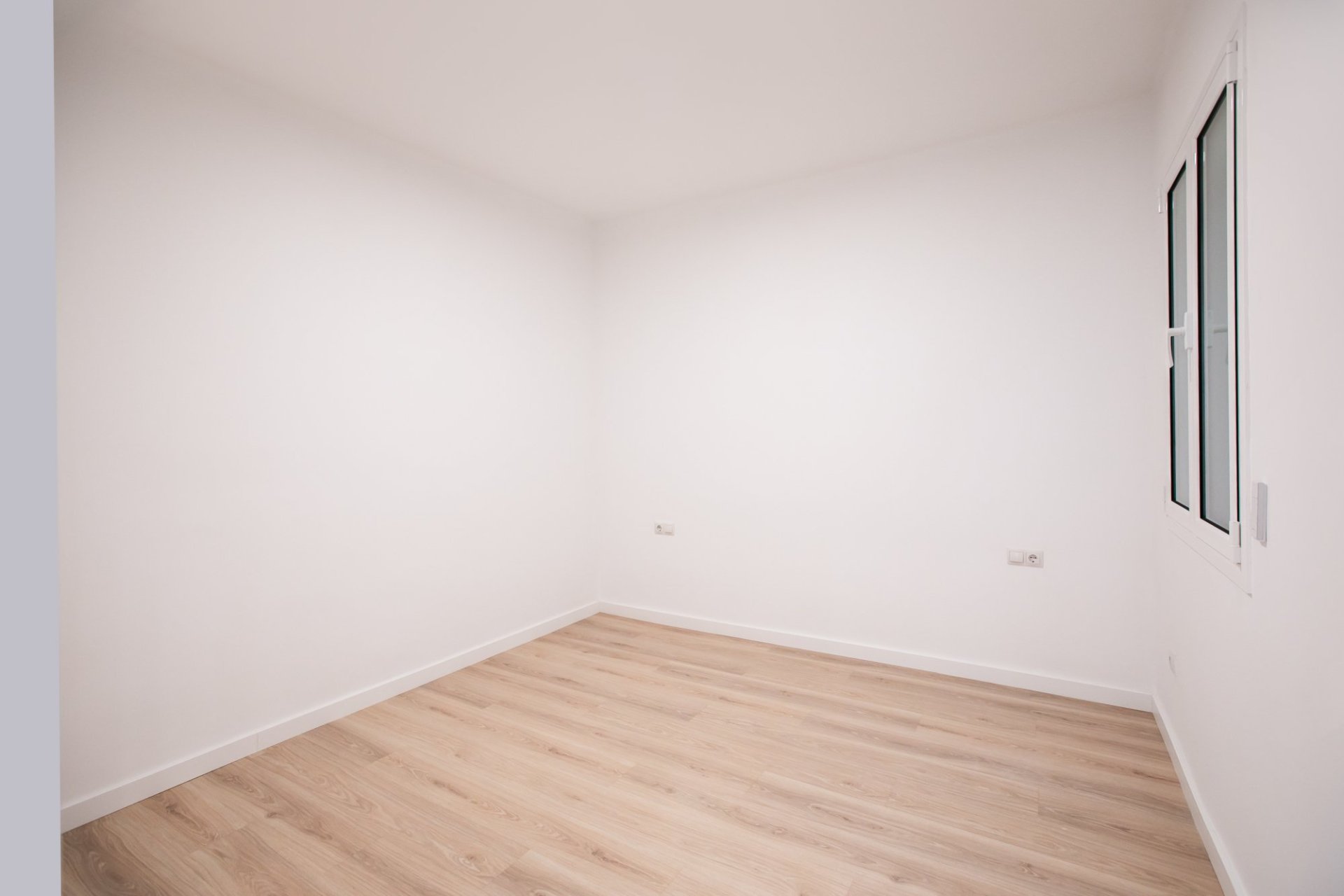 Перепродажа - Квартира - Eixample