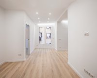 Перепродажа - Квартира - Eixample