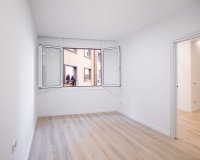 Перепродажа - Квартира - Eixample