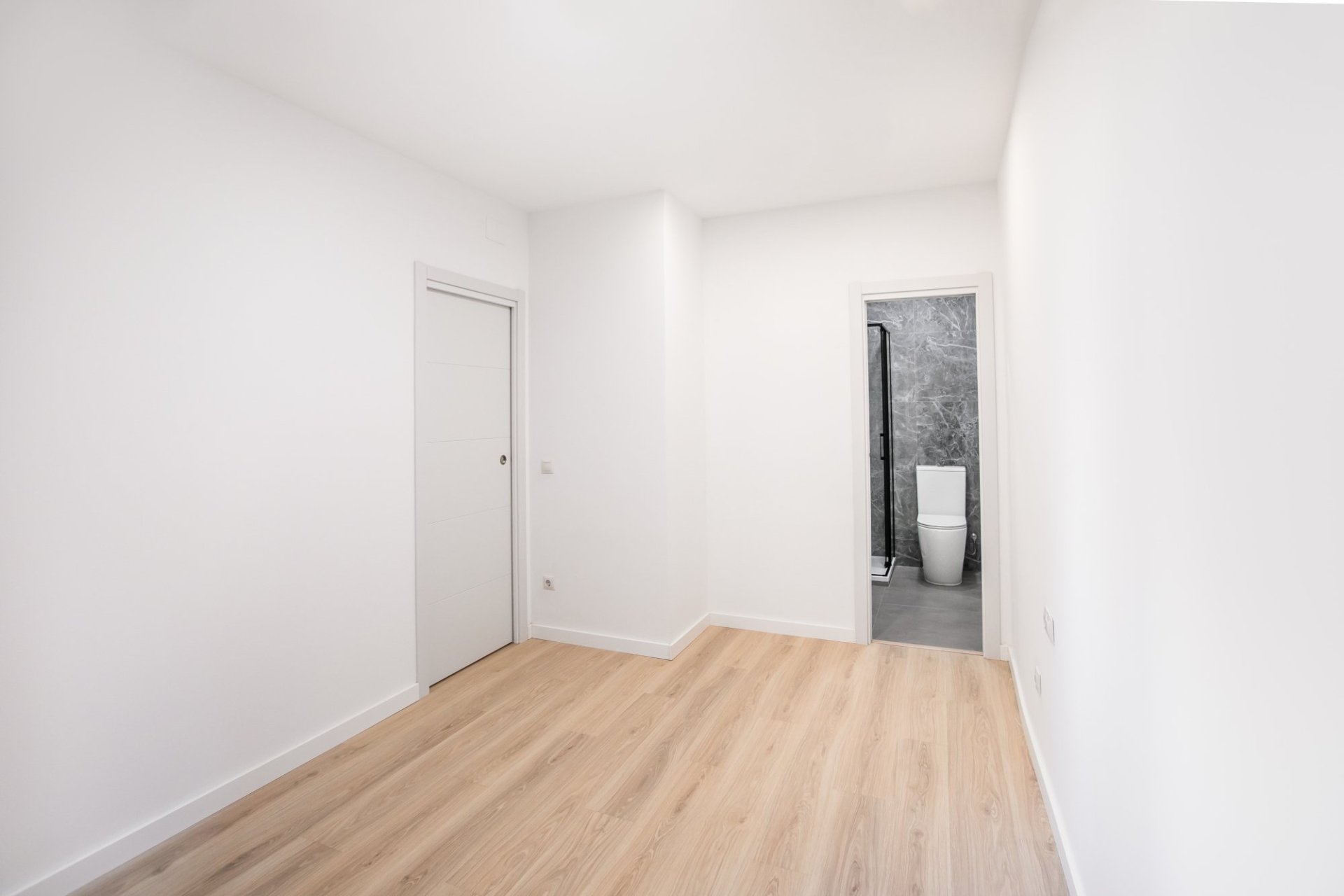 Перепродажа - Квартира - Eixample