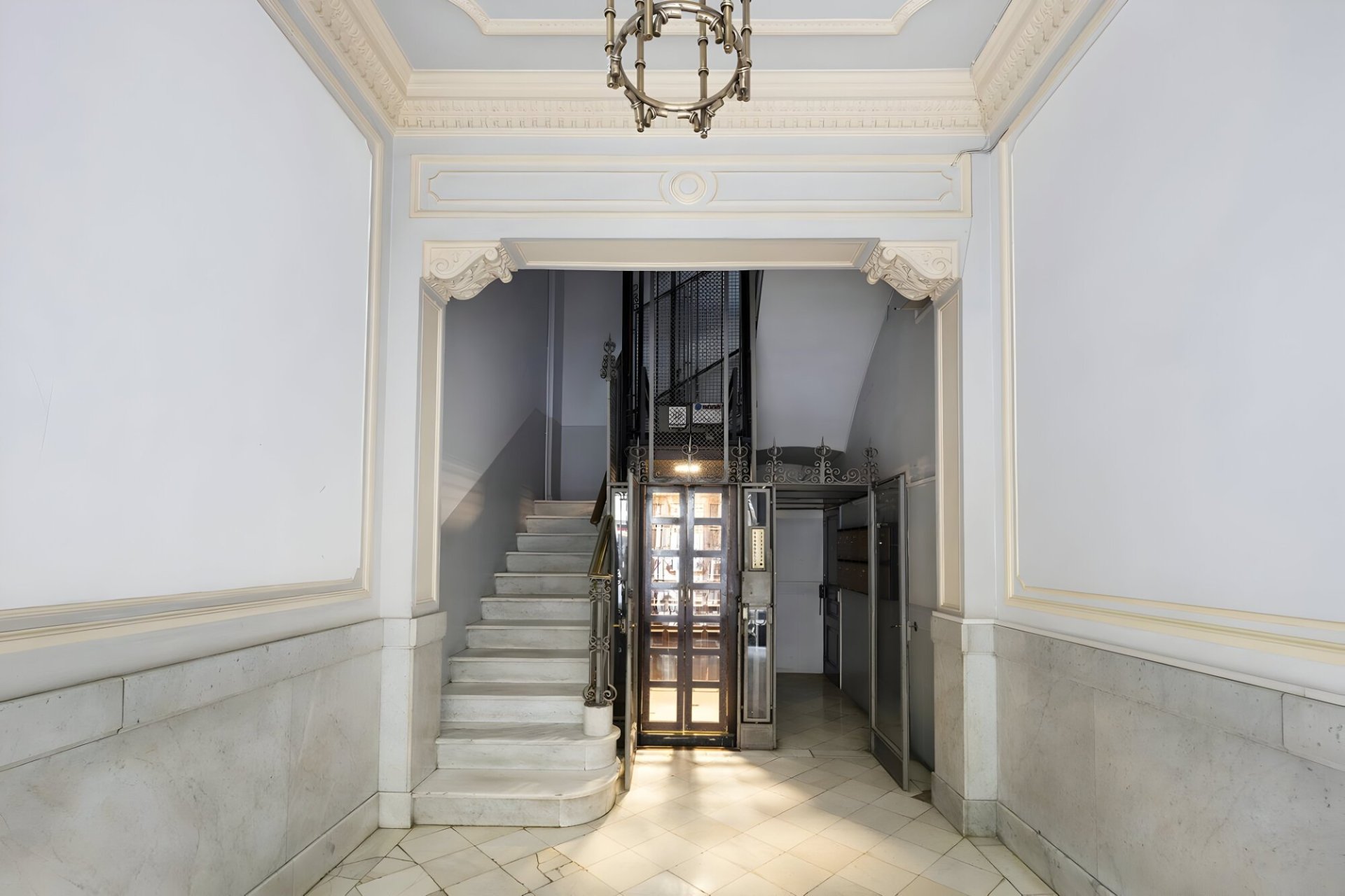 Перепродажа - Квартира - Eixample