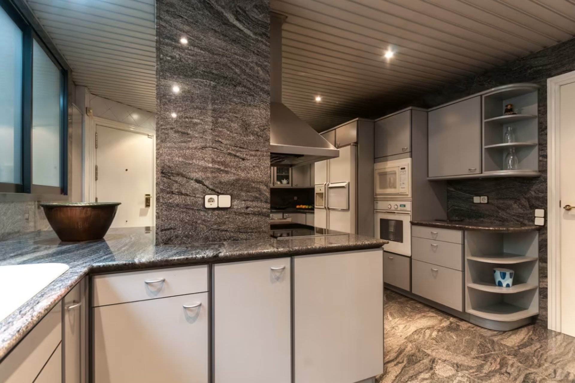 Перепродажа - Квартира - Eixample