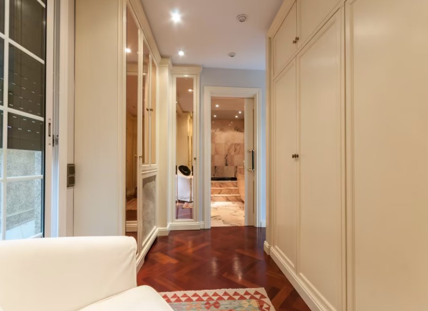 Перепродажа - Квартира - Eixample