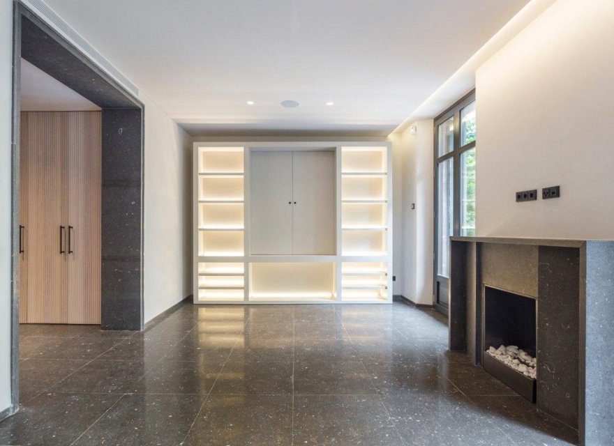 Перепродажа - Квартира - Eixample