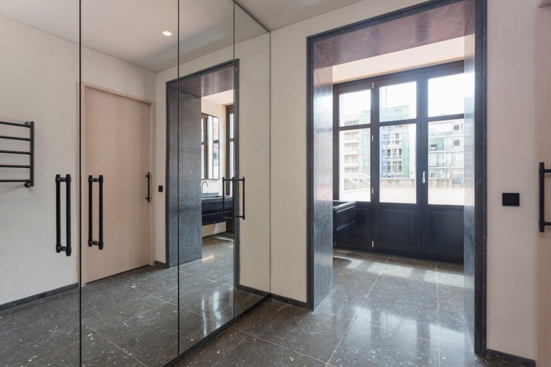 Перепродажа - Квартира - Eixample