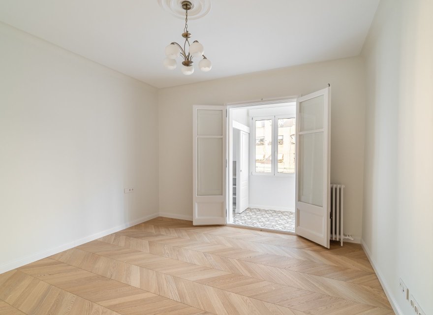 Перепродажа - Квартира - Eixample