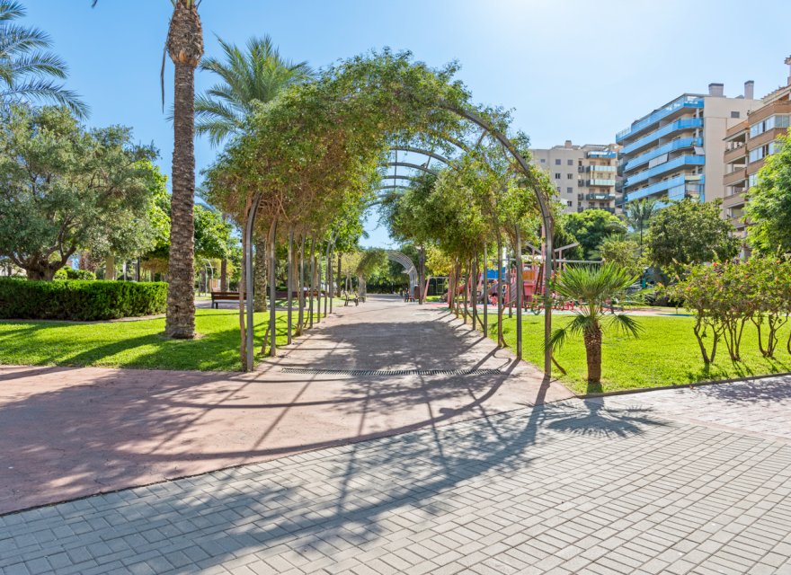 Перепродажа - Квартира - El Campello - El Amerador